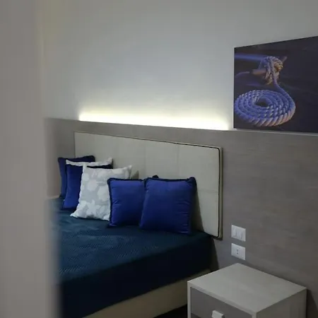 Villa Pompea , Pompei E Scavi *