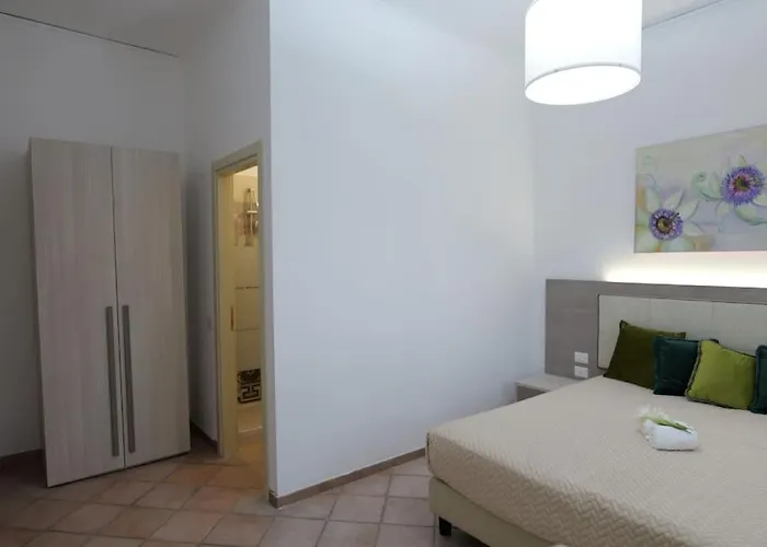 Pompea , Pompei E Scavi * סקפאטי